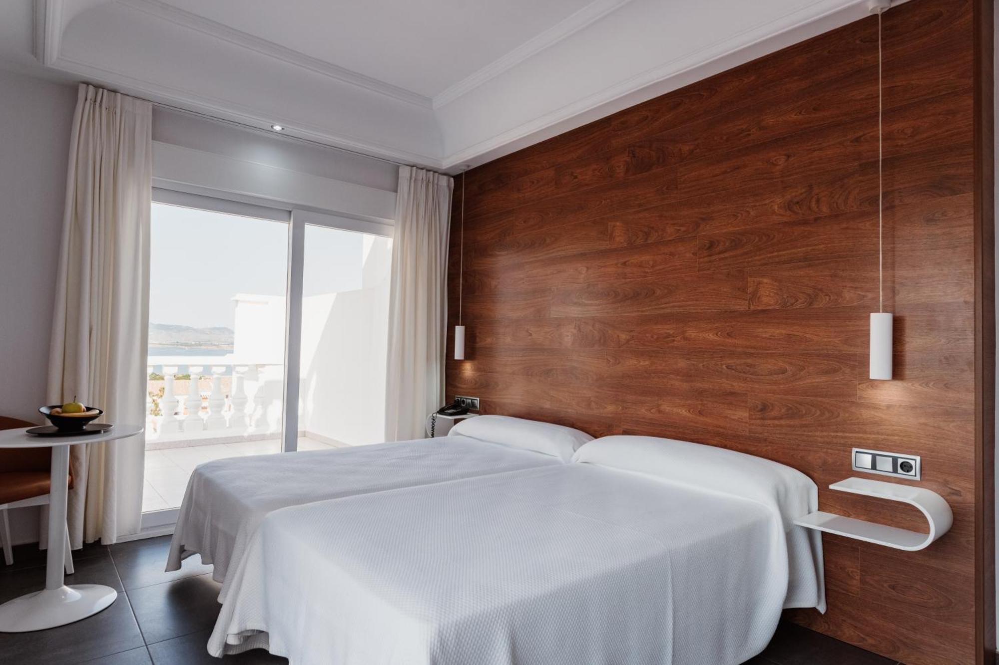 Twin Room Sea View